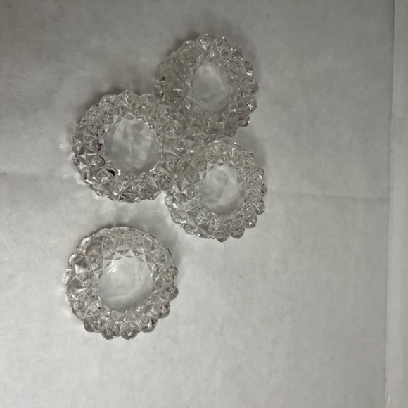 Vintage Cut Glass Open Salt Cellars Individual Salt Dip Dishes 1.5” Set of 4 - Picture 5 of 6